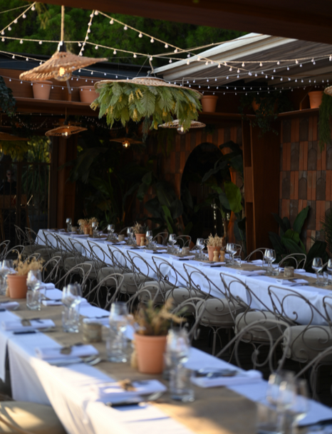 Repas de groupe et privatisation restaurant en bord de mer au Coco Beach Lavandou