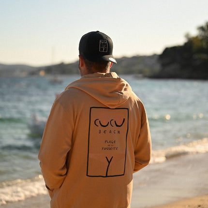 Homme avec hoodie zippé Coco Beach restaurant et plage privée au Lavandou